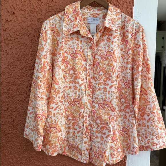 Women’s Orange and Pink Paisly Button Down Shirt Villager Liz Claiborne Size 12 - Picture 1 of 4